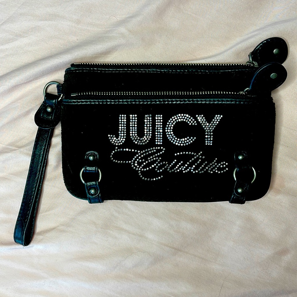 Juicy Couture wristlet